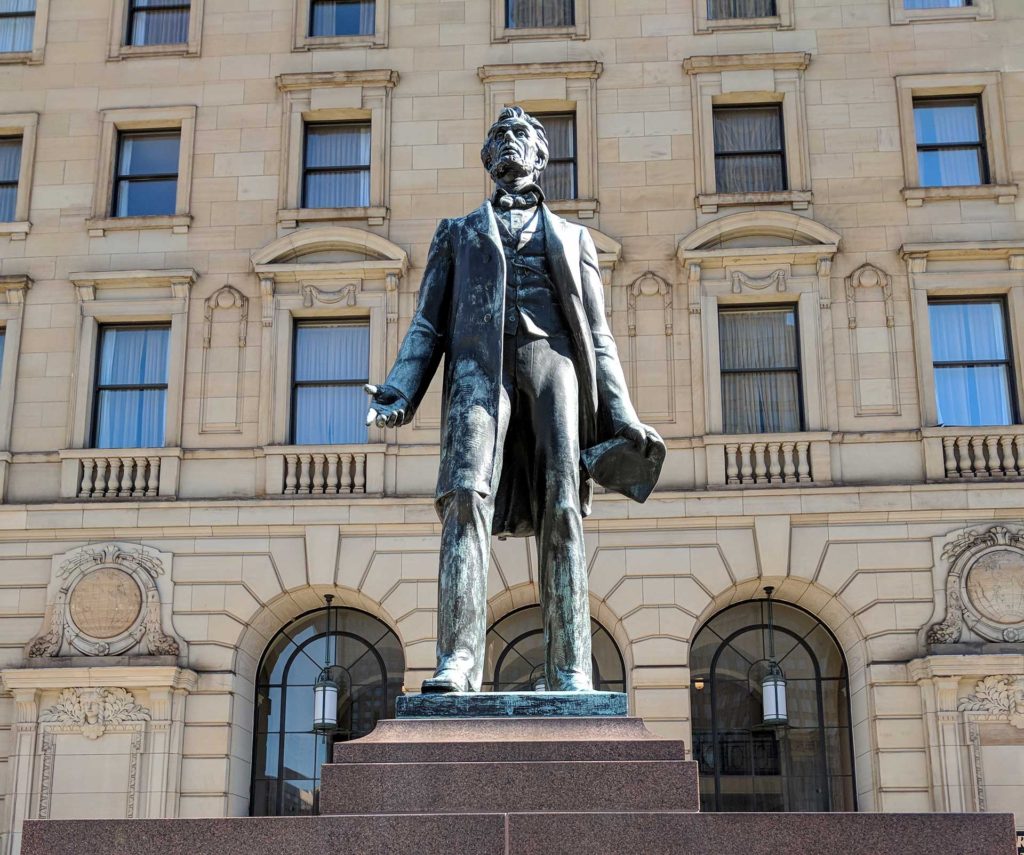 Statues in Cleveland - Tours of Cleveland, LLC